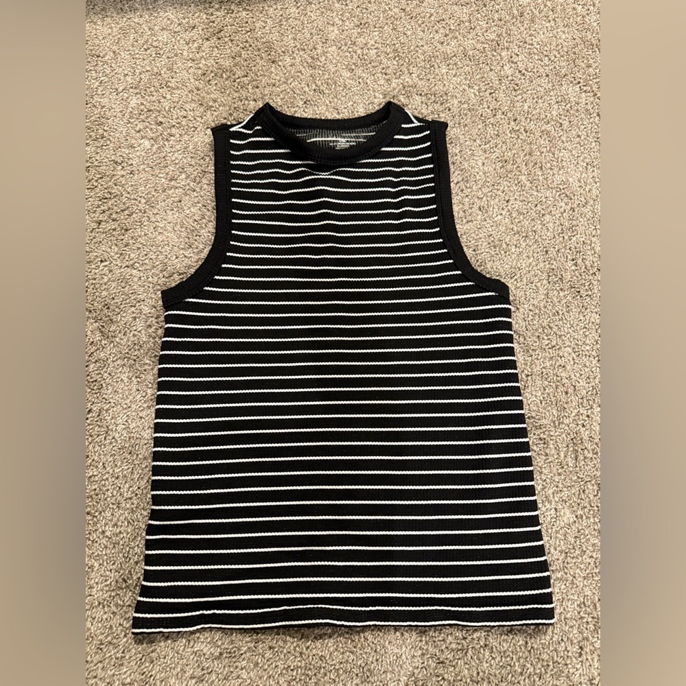 2 tank tops